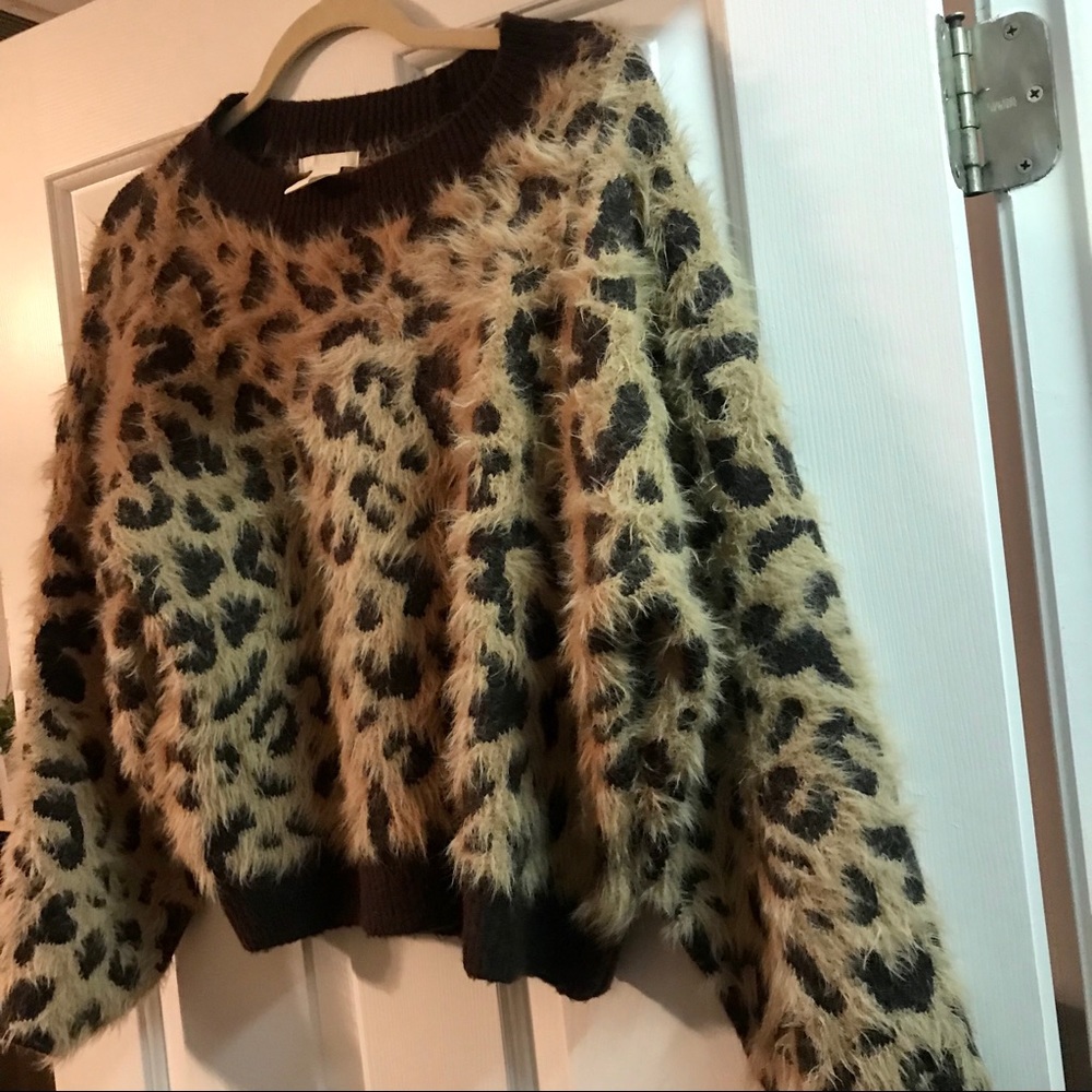 NEW W/O tags!!!! Shaggy leopard sweater